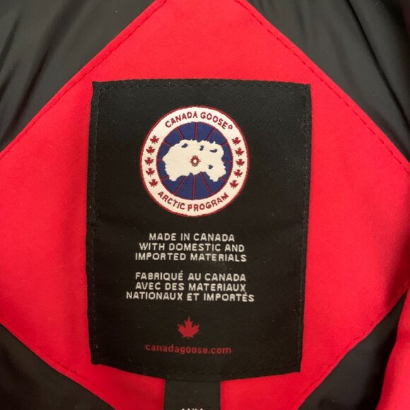 Canada Goose Parka - Picture 2 of 13